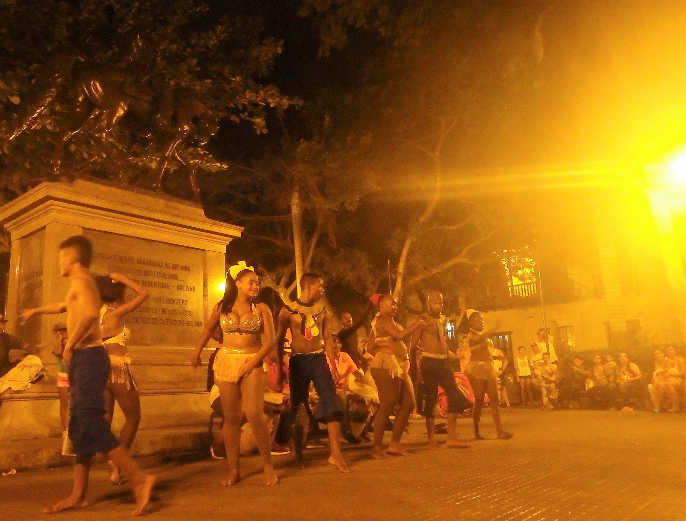 Dancers performing in the evening at Cartagena's Plaza de Bolivar