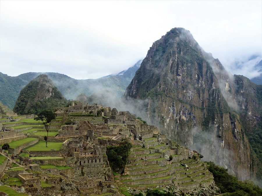 South America, Peru, Cusco, Machu Picchu, Budget Travel, Inca Jungle Tour, Inca Jungle Trail, Hike Peru, Instagram Pose, Seven Modern Wonder of the World, Unreal, Natural Beauty, Inca ruins, incredible views,