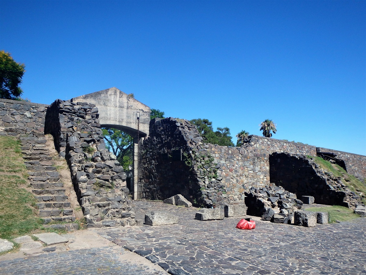 Within the fortresses walls of Colonia