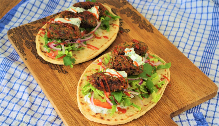 The assembled lentil koftas on flatbreads